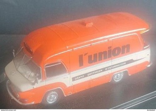 Vehicule publicitaire renault - publicitaire,