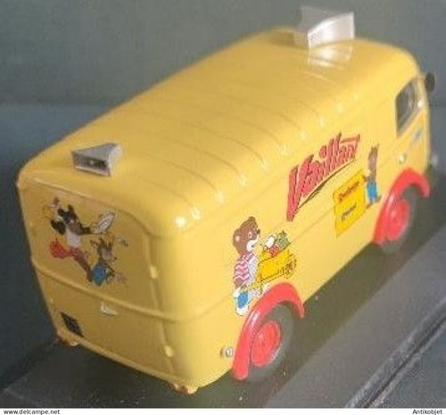 Vehicule publicitaire renault - publicitaire,
