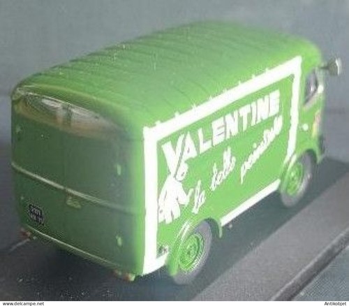 Vehicule publicitaire renault - vehicule,
