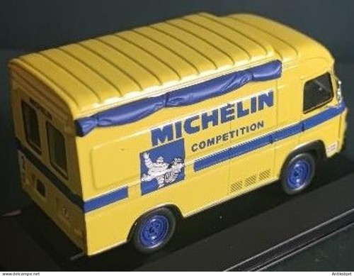 Vehicule publicitaire renault - vehicule,