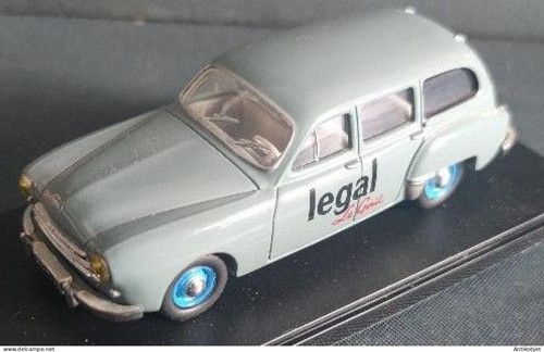Vehicule publicitaire renault - vehicule,