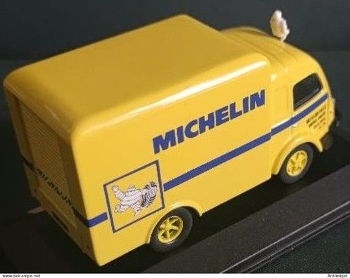 Vehicule publicitaire renault - publicitaire,